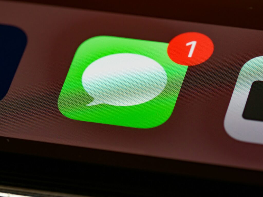 texting icon on phone
